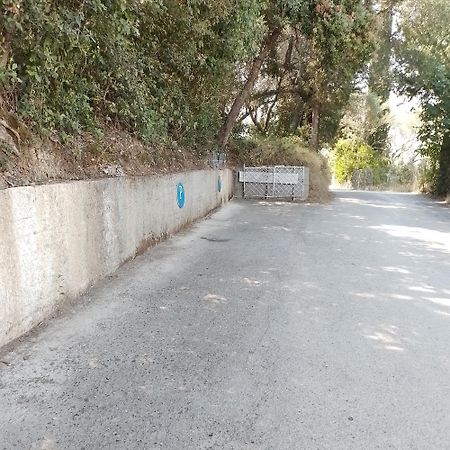 Paul Seafront House Villa Mesongí Dış mekan fotoğraf