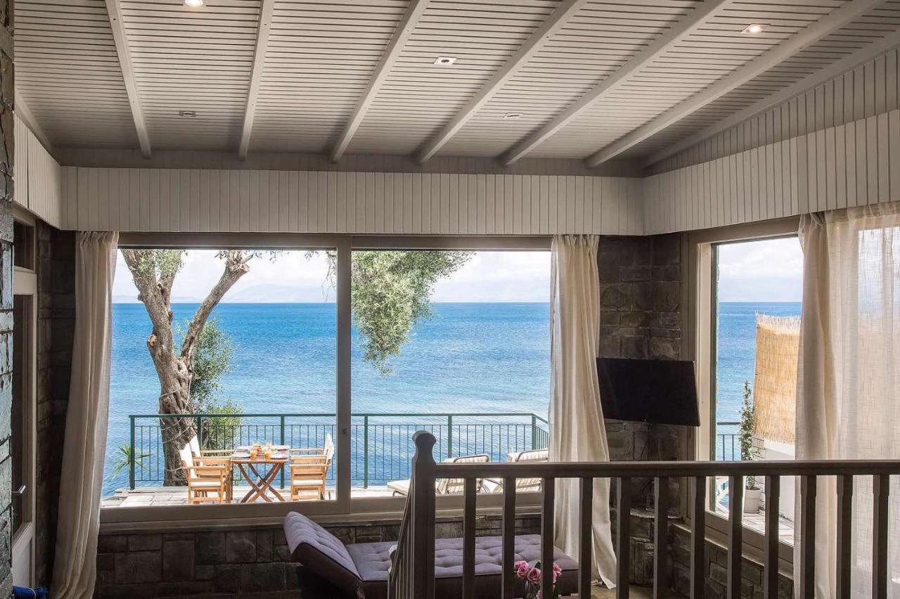 Paul Seafront House Villa Mesongí Dış mekan fotoğraf