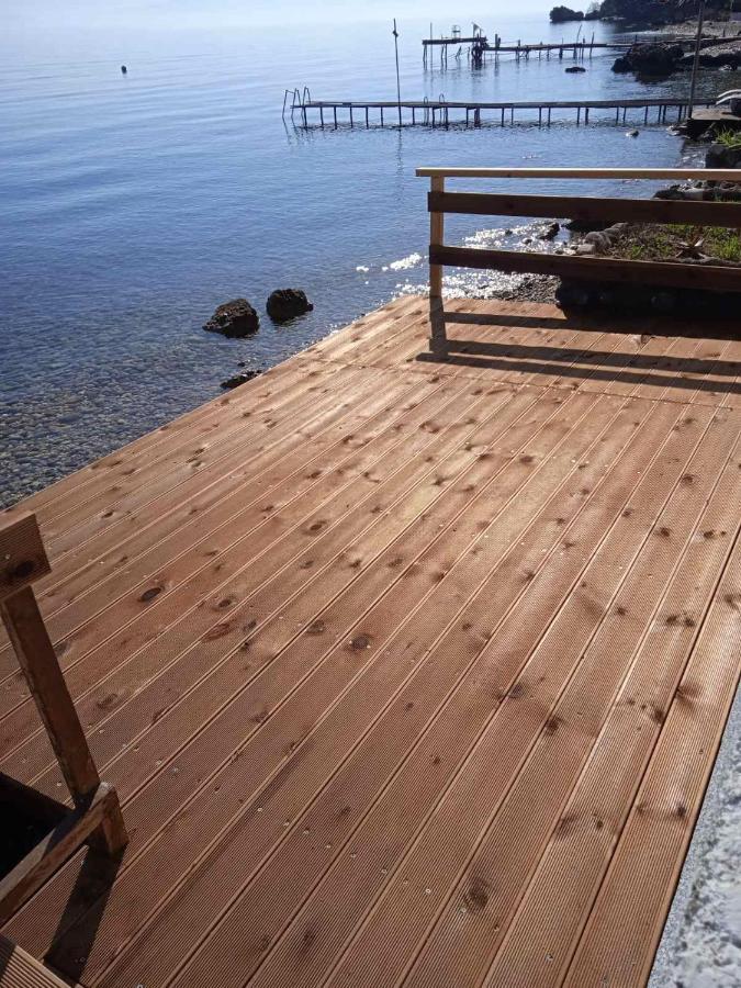 Paul Seafront House Villa Mesongí Dış mekan fotoğraf