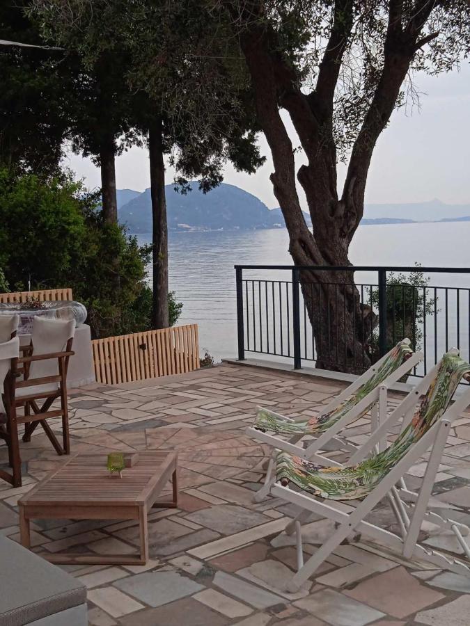 Paul Seafront House Villa Mesongí Dış mekan fotoğraf