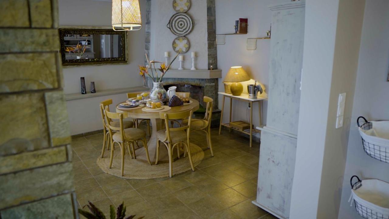 Paul Seafront House Villa Mesongí Dış mekan fotoğraf