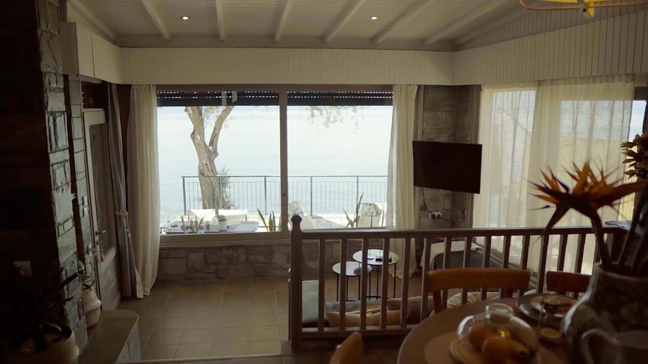 Paul Seafront House Villa Mesongí Dış mekan fotoğraf