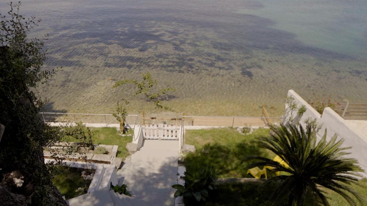 Paul Seafront House Villa Mesongí Dış mekan fotoğraf